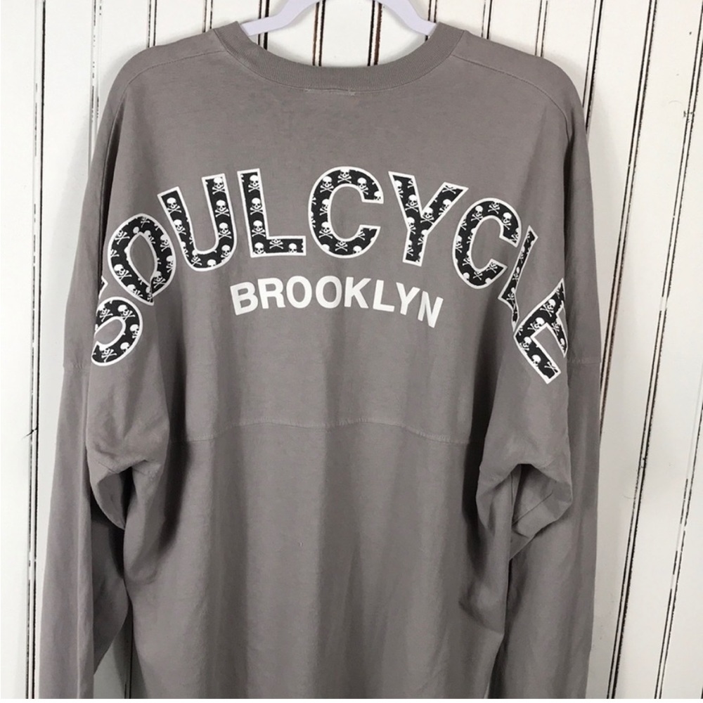SOULCYCLE BROOKLYN SKULL LIGHTWEIGHT SWEATSHIRT
